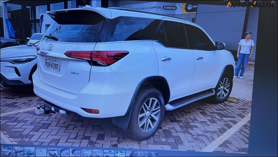 TOYOTA HILUX SW4 2.8 SRX 4X4 16V TURBO INTERCOOLER DIESEL 4P AUTOMATICO