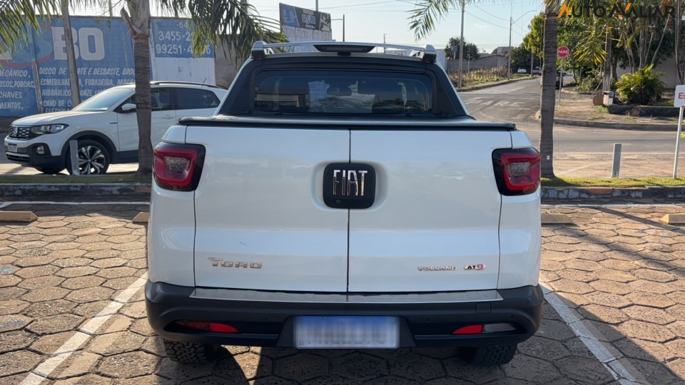 FIAT TORO 2.0 16V TURBO DIESEL VOLCANO 4WD AT9