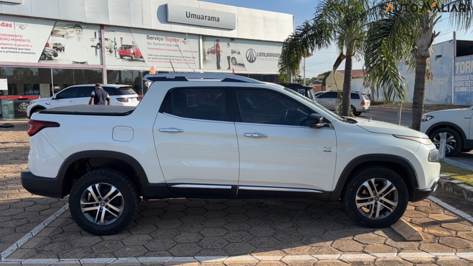 FIAT TORO 2.0 16V TURBO DIESEL VOLCANO 4WD AT9