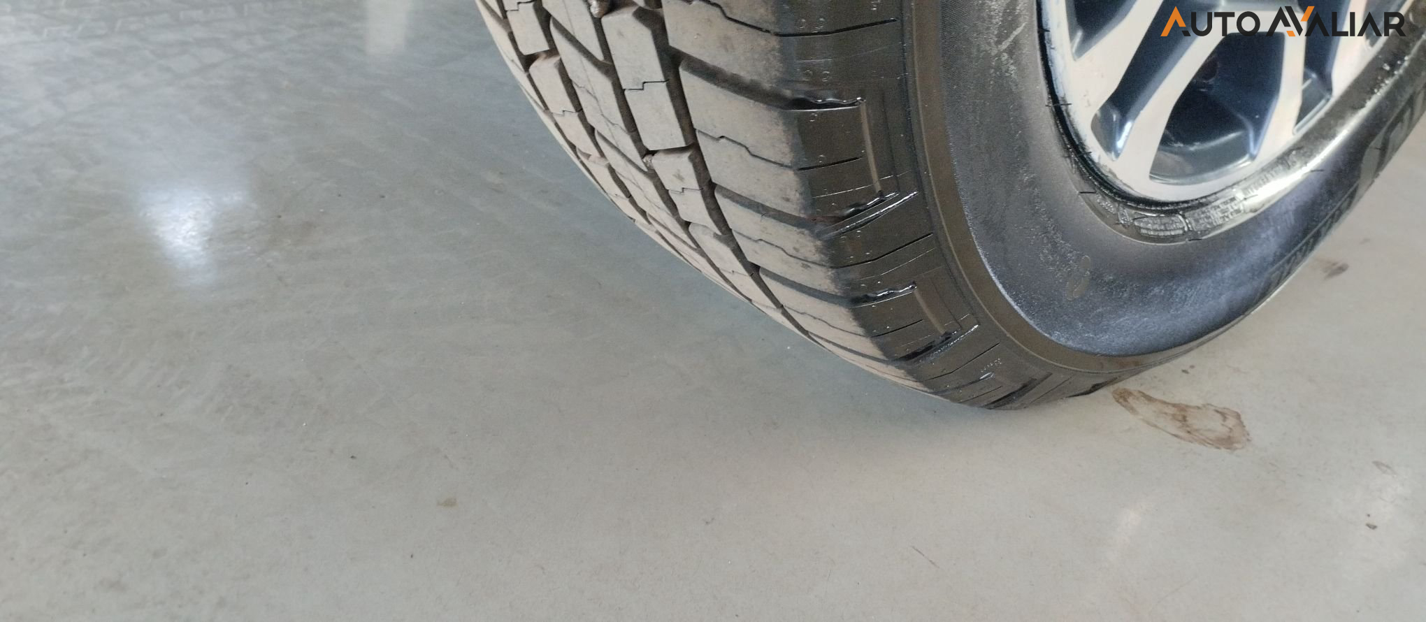 TOYOTA HILUX 2.8 D-4D TURBO DIESEL CD SRX 4X4 AUTOM&Aacute;TICO