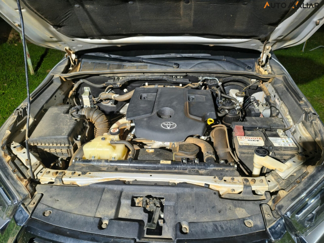 TOYOTA HILUX CD SRX 4X4 2.8 TDI 16V Diesel Aut.