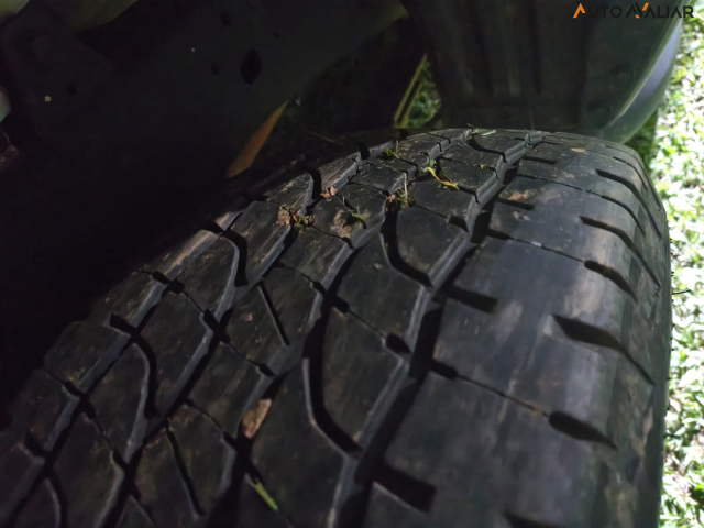 TOYOTA HILUX CD SRX 4X4 2.8 TDI 16V Diesel Aut.