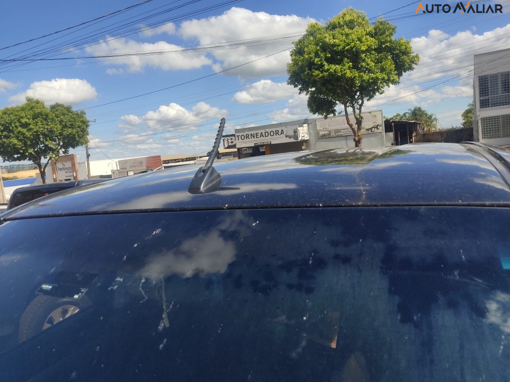 TOYOTA HILUX 2.8 SR 4X4 CD 16V DIESEL 4P AUTOMATICO