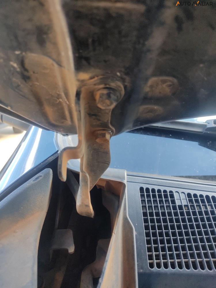 TOYOTA HILUX 2.8 SR 4X4 CD 16V DIESEL 4P AUTOMATICO