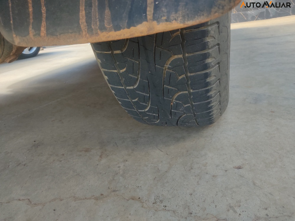 TOYOTA HILUX 2.8 SR 4X4 CD 16V DIESEL 4P AUTOMATICO