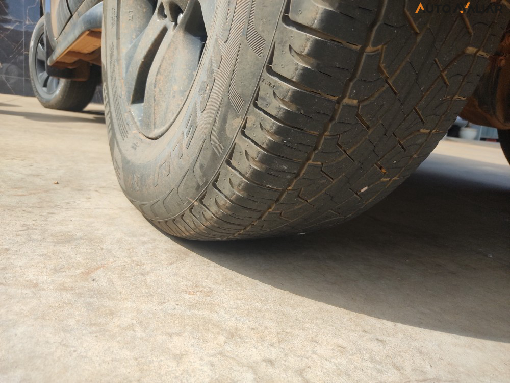 TOYOTA HILUX 2.8 SR 4X4 CD 16V DIESEL 4P AUTOMATICO