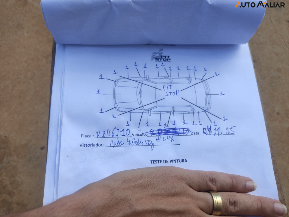 TOYOTA HILUX 2.8 SR 4X4 CD 16V DIESEL 4P AUTOMATICO