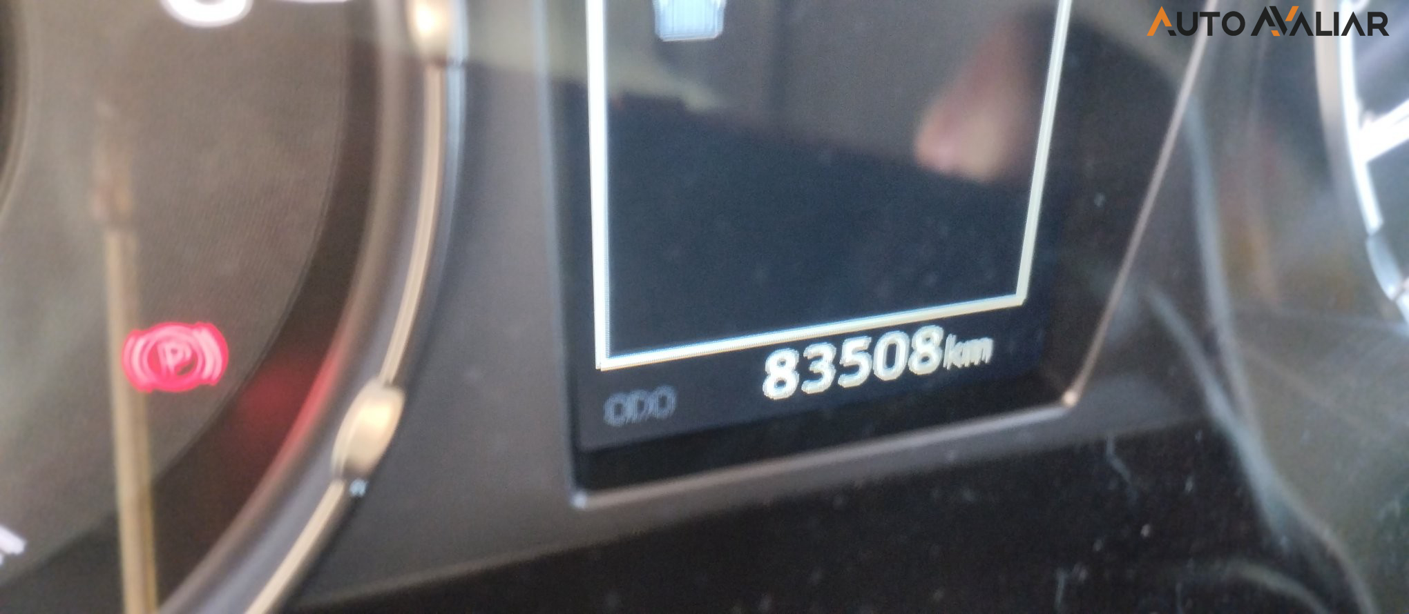 TOYOTA HILUX 2.8 D-4D TURBO DIESEL CD SRV 4X4 AUTOM&Aacute;TICO