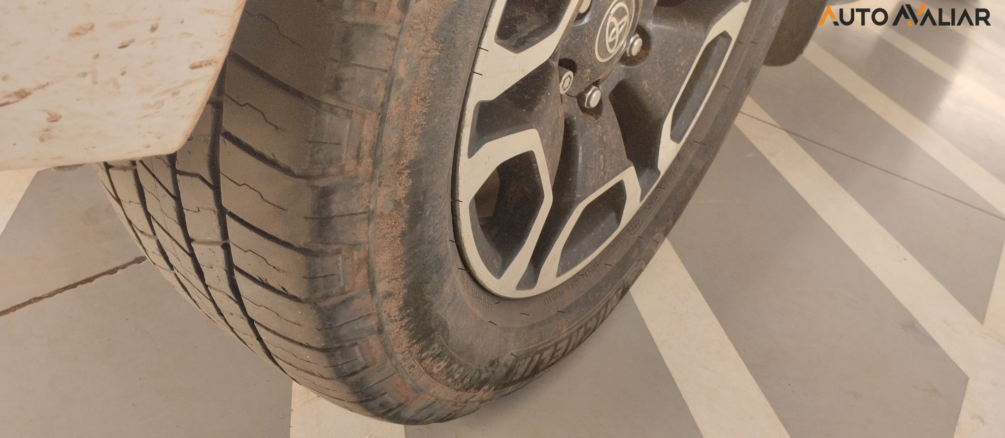 TOYOTA HILUX 2.8 D-4D TURBO DIESEL CD SRV 4X4 AUTOM&Aacute;TICO