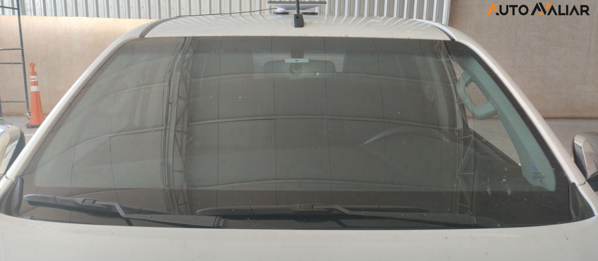 TOYOTA HILUX 2.8 D-4D TURBO DIESEL CD SRV 4X4 AUTOM&Aacute;TICO