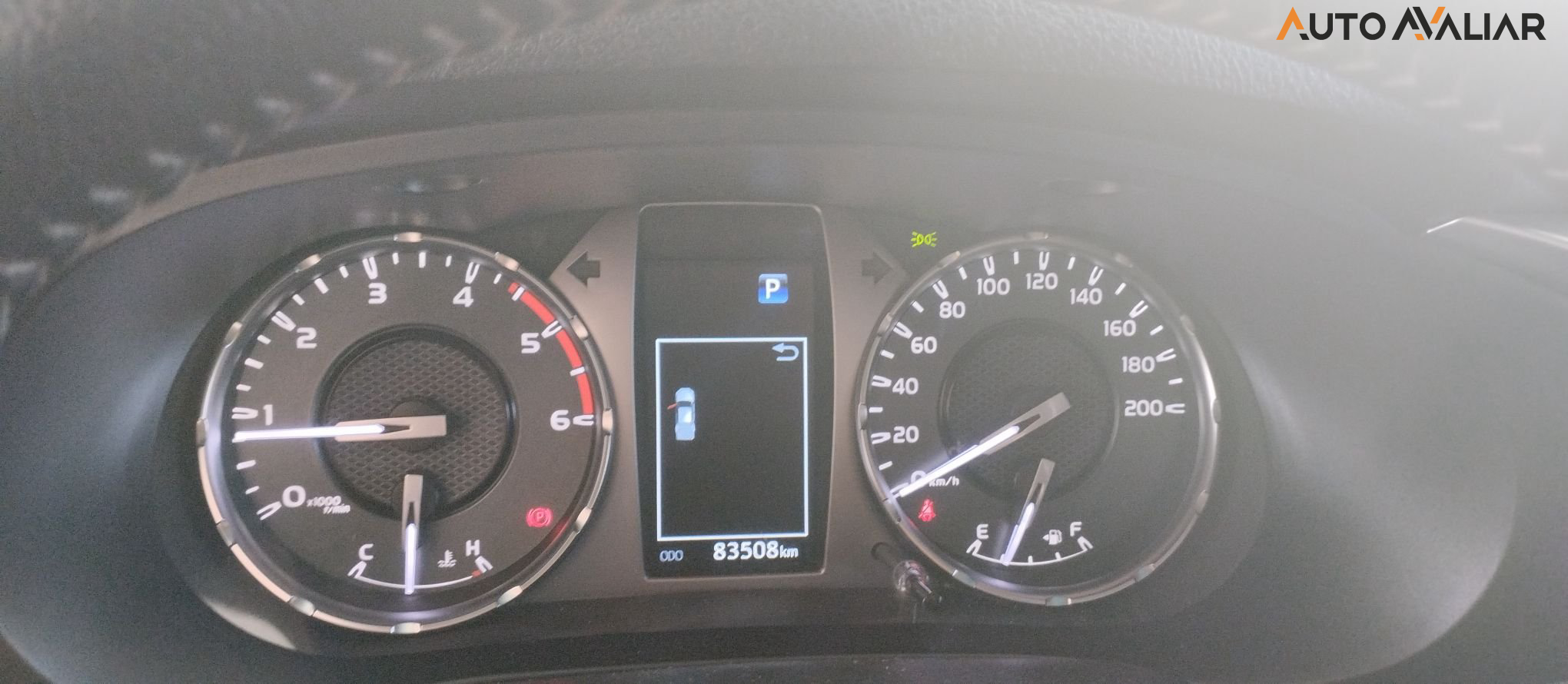 TOYOTA HILUX 2.8 D-4D TURBO DIESEL CD SRV 4X4 AUTOM&Aacute;TICO