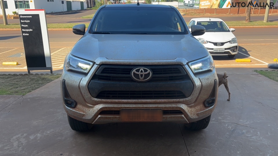 TOYOTA HILUX 2.8 D-4D TURBO DIESEL CD SRV 4X4 AUTOM&Aacute;TICO