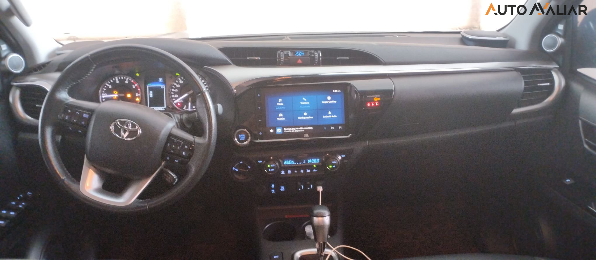 TOYOTA HILUX 2.8 D-4D TURBO DIESEL CD SRX 4X4 AUTOM&Aacute;TICO