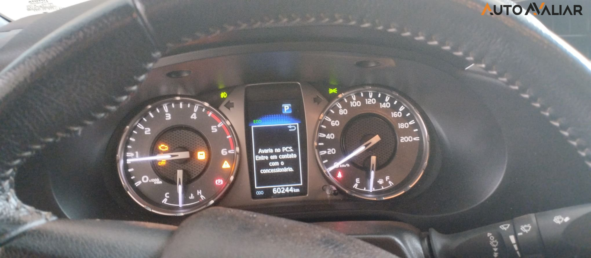 TOYOTA HILUX 2.8 D-4D TURBO DIESEL CD SRX 4X4 AUTOM&Aacute;TICO