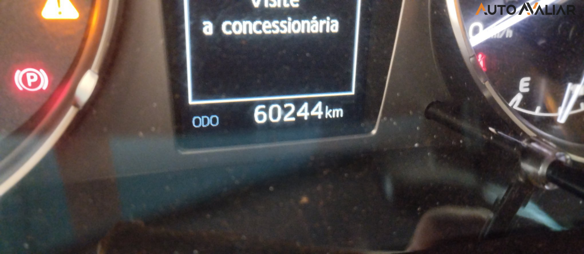 TOYOTA HILUX 2.8 D-4D TURBO DIESEL CD SRX 4X4 AUTOM&Aacute;TICO