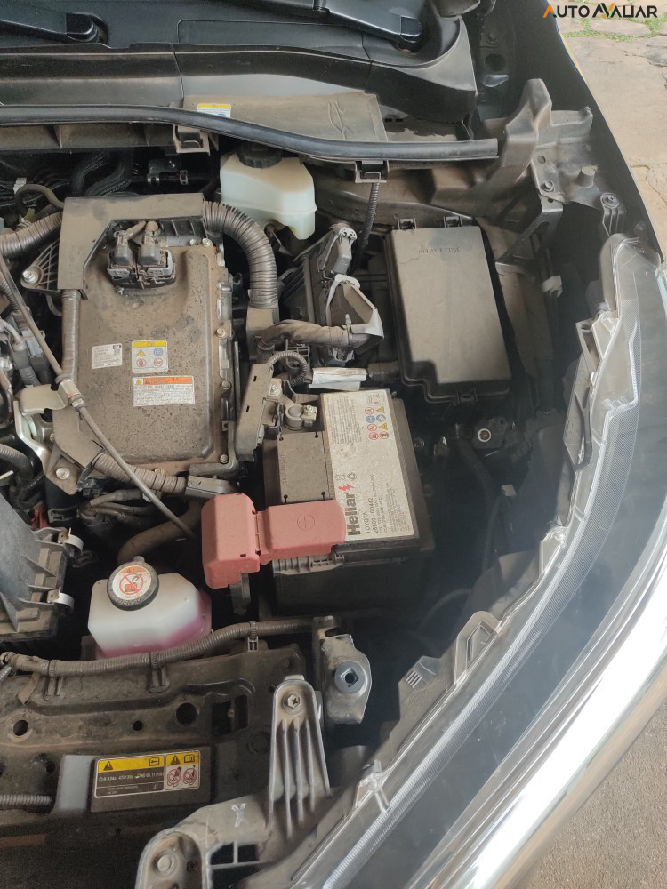 TOYOTA COROLLA CROSS 1.8 VVT-I HYBRID FLEX XRX CVT