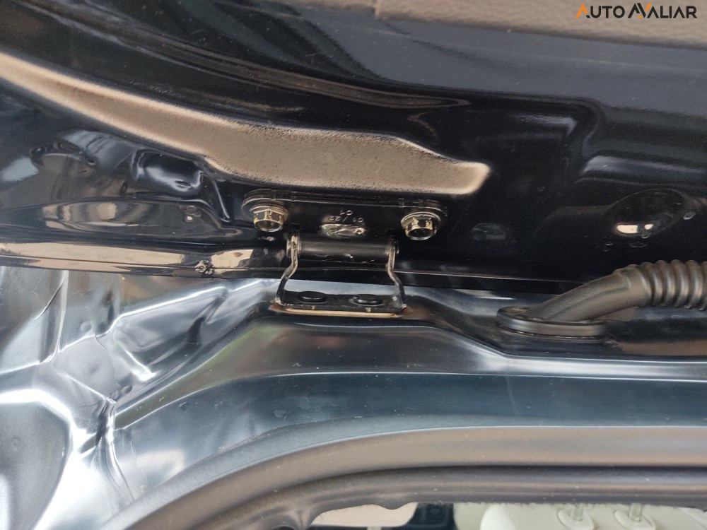 TOYOTA COROLLA CROSS 1.8 VVT-I HYBRID FLEX XRX CVT