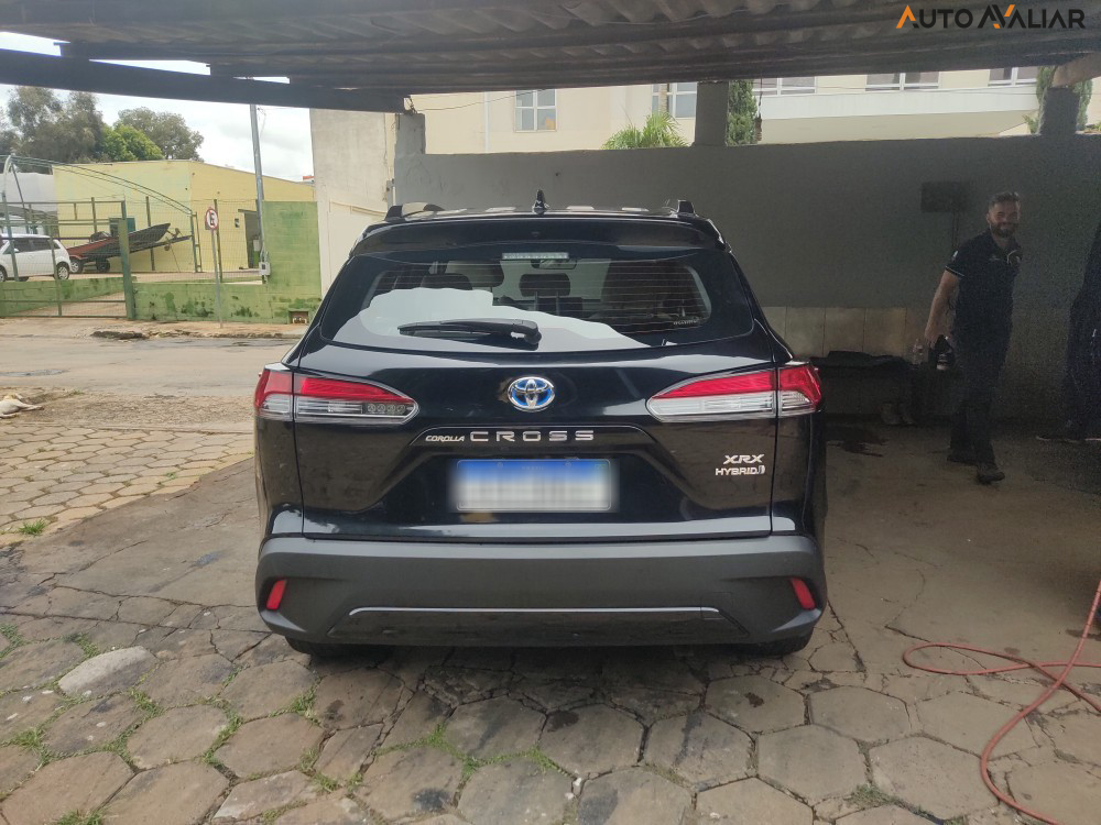TOYOTA COROLLA CROSS 1.8 VVT-I HYBRID FLEX XRX CVT