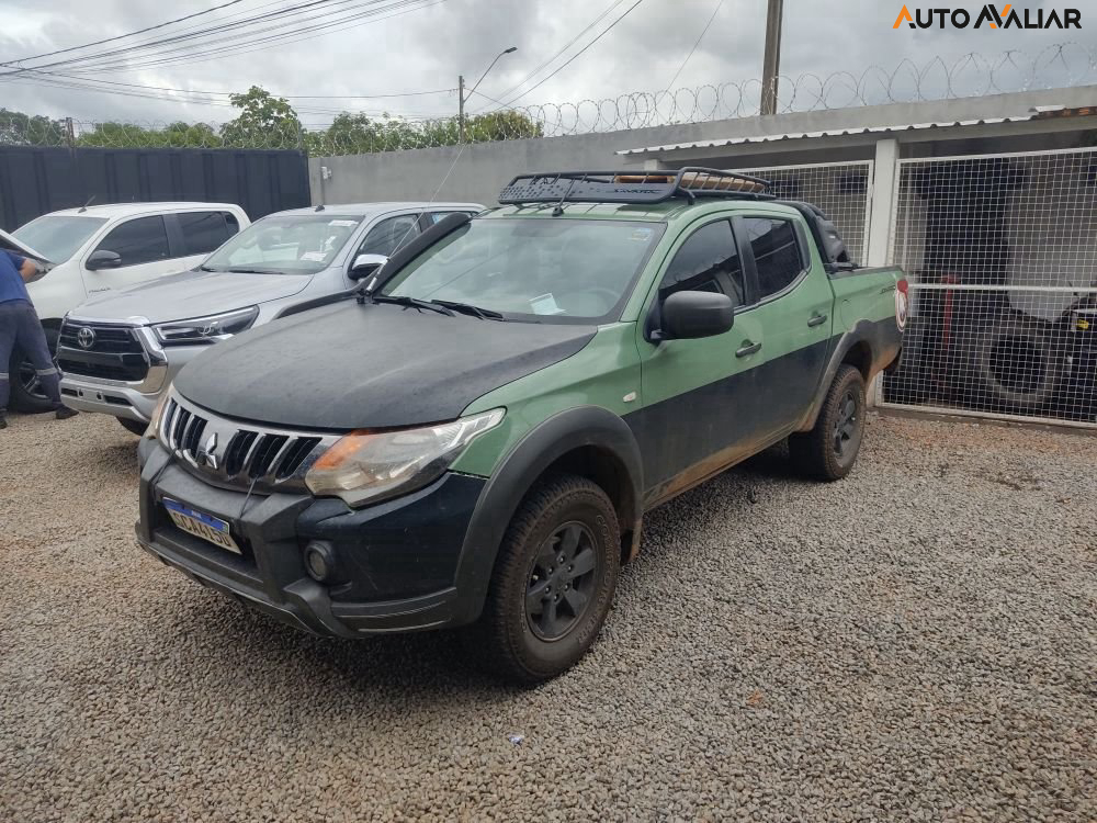 MITSUBISHI L200 SAVANA GLS 2.4 4x4 DIE. AUT.