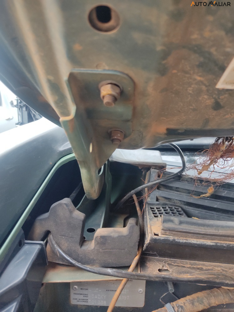 MITSUBISHI L200 SAVANA GLS 2.4 4x4 DIE. AUT.