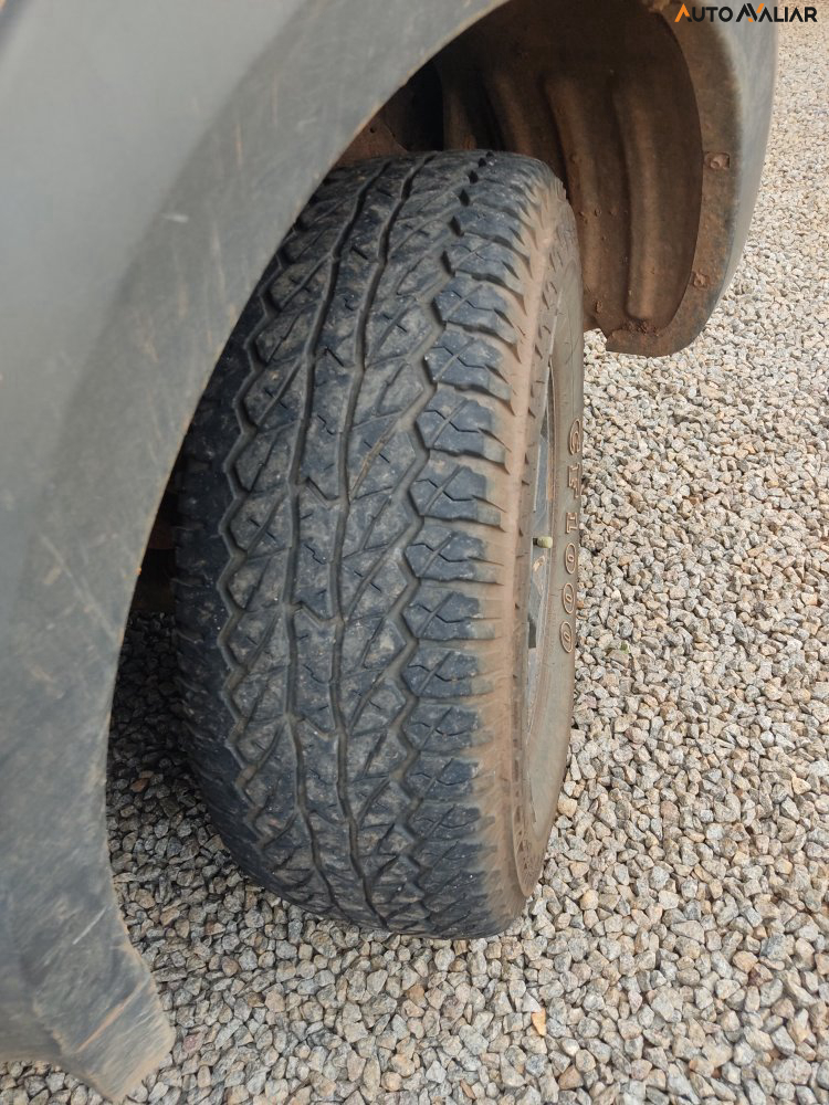 MITSUBISHI L200 SAVANA GLS 2.4 4x4 DIE. AUT.