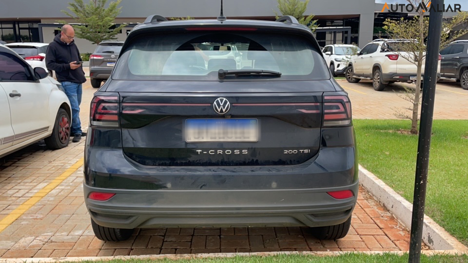 VOLKSWAGEN T-CROSS 1.0 200 TSI TOTAL FLEX AUTOM&Aacute;TICO