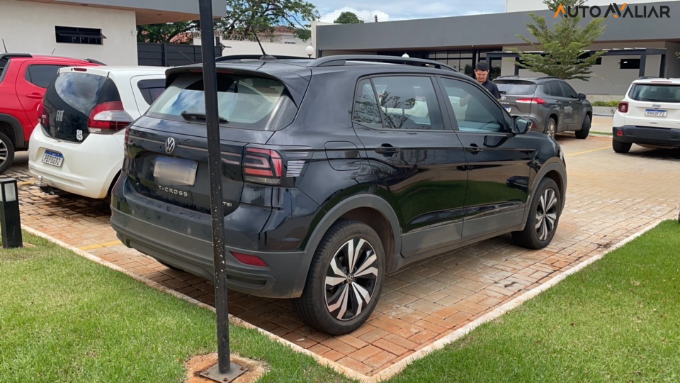 VOLKSWAGEN T-CROSS 1.0 200 TSI TOTAL FLEX AUTOM&Aacute;TICO