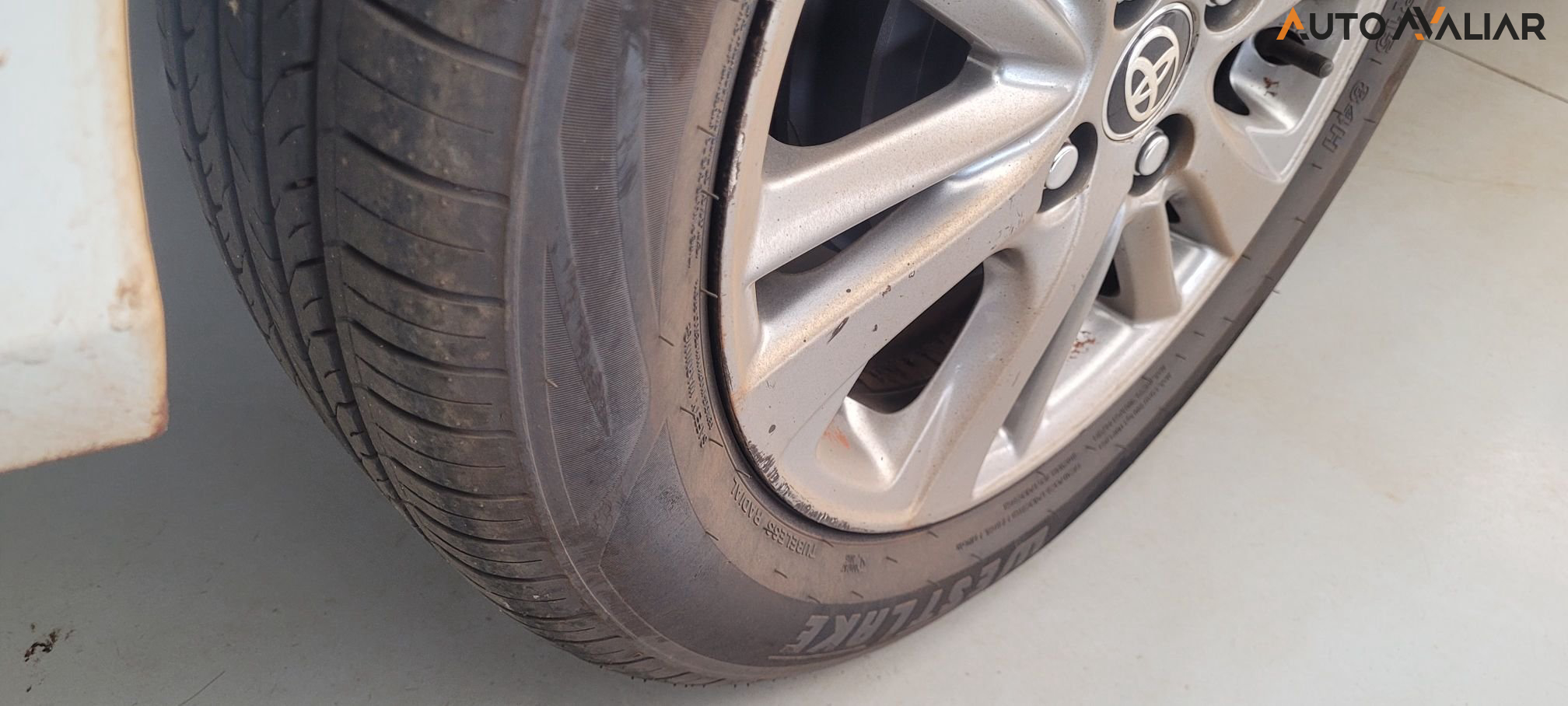 TOYOTA YARIS 1.3 16V FLEX XL PLUS TECH MULTIDRIVE