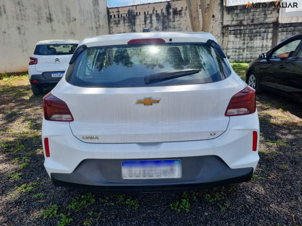 CHEVROLET ONIX 1.0 FLEX LT MANUAL