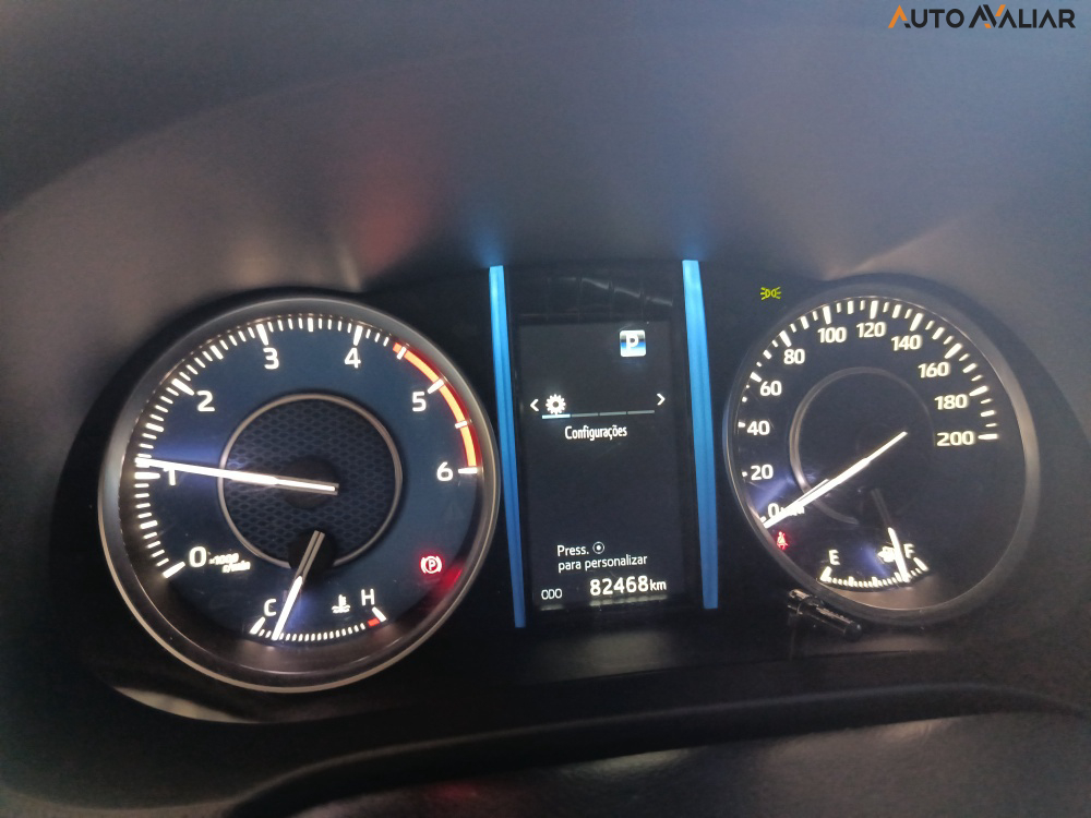 TOYOTA HILUX SW4 2.8 D-4D TURBO DIESEL SRX 7L 4X4 AUTOM&Aacute;TICO