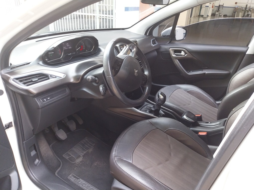 PEUGEOT 2008 1.6 16V THP FLEX GRIFFE 4P MANUAL