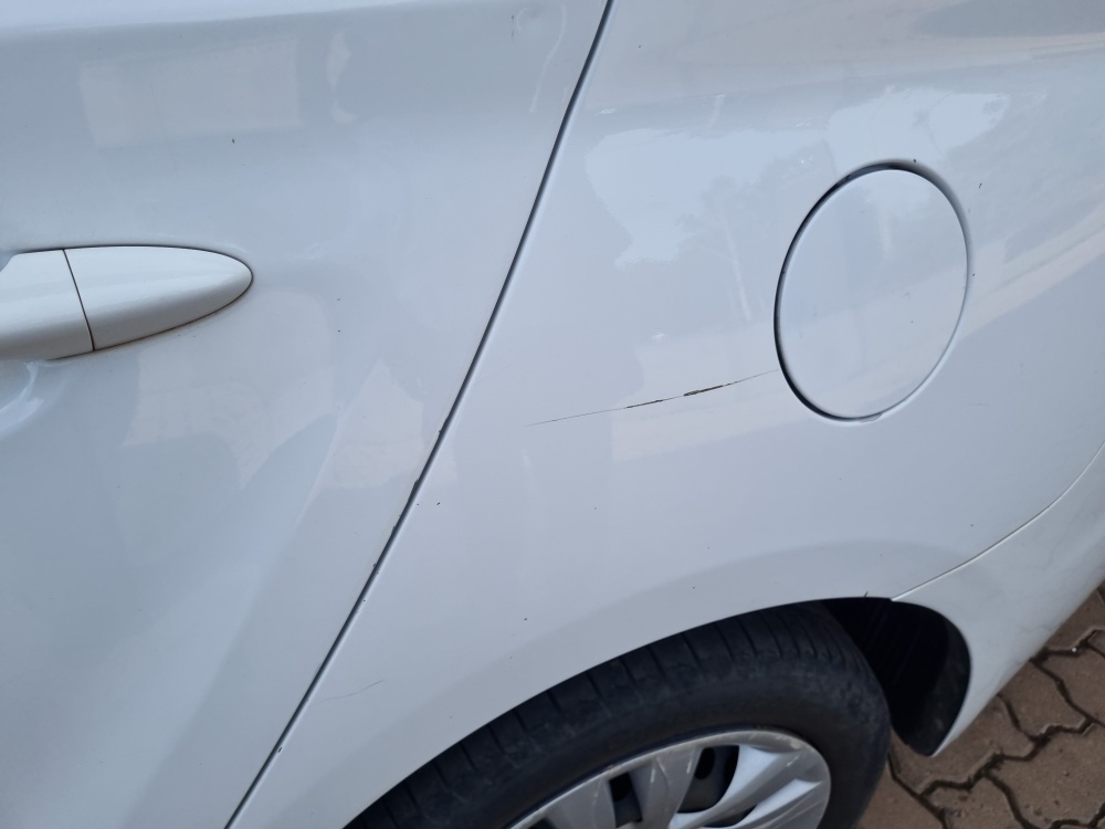 HYUNDAI HB20S 1.6 COMFORT PLUS 16V FLEX 4P AUTOMATICO