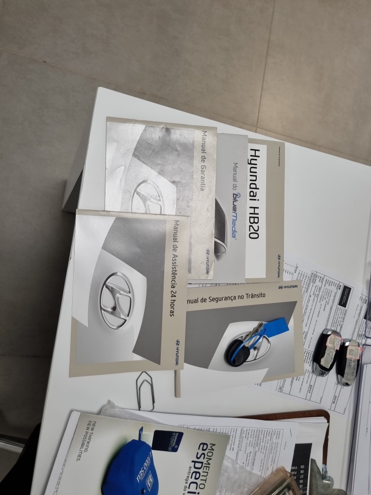 HYUNDAI HB20S 1.6 COMFORT PLUS 16V FLEX 4P AUTOMATICO