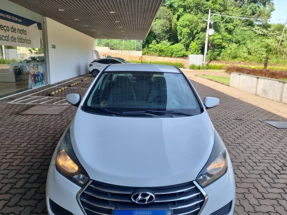 HYUNDAI HB20S 1.6 COMFORT PLUS 16V FLEX 4P AUTOMATICO