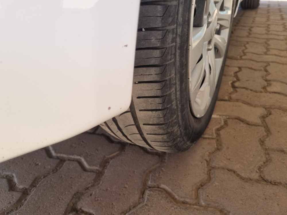 HYUNDAI HB20S 1.6 COMFORT PLUS 16V FLEX 4P AUTOMATICO