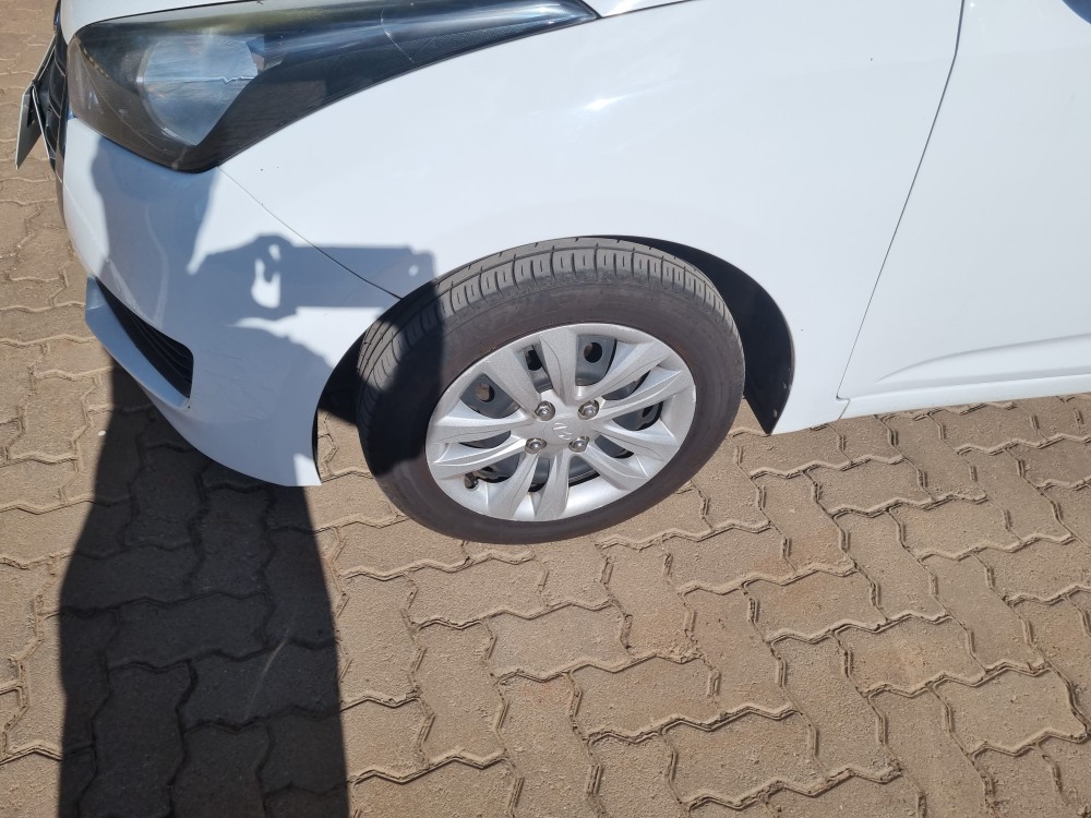 HYUNDAI HB20S 1.6 COMFORT PLUS 16V FLEX 4P AUTOMATICO