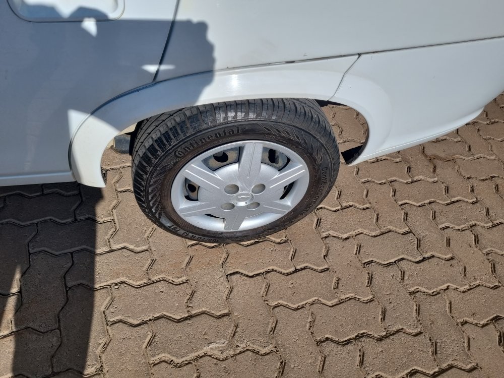 CHEVROLET CLASSIC 1.0 MPFI LS 8V FLEX 4P MANUAL