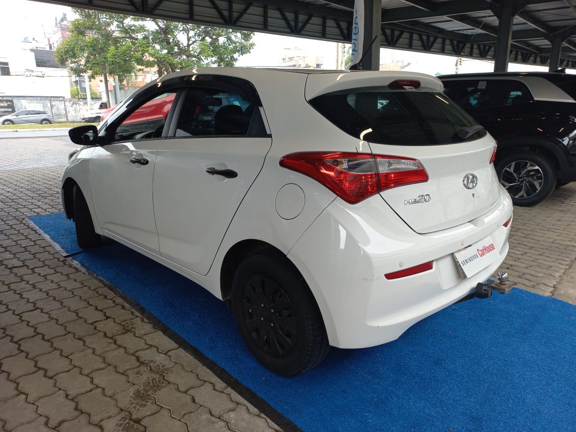 HYUNDAI HB20 1.0 COMFORT 12V FLEX 4P MANUAL