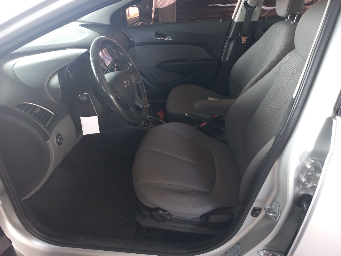 HYUNDAI HB20S 1.6 PREMIUM 16V FLEX 4P AUTOMATICO