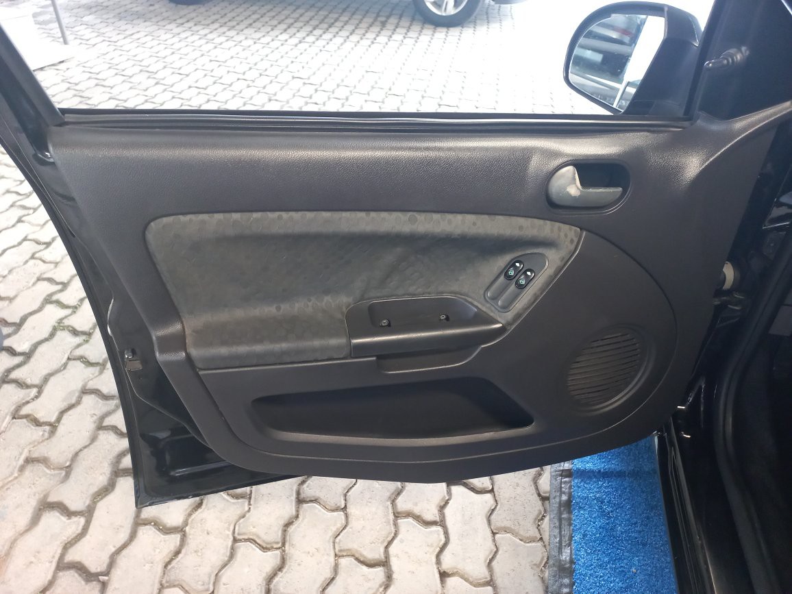 FORD FIESTA 1.6 MPI CLASS HATCH 8V FLEX 4P MANUAL