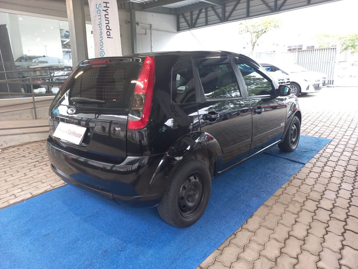 FORD FIESTA 1.6 MPI CLASS HATCH 8V FLEX 4P MANUAL