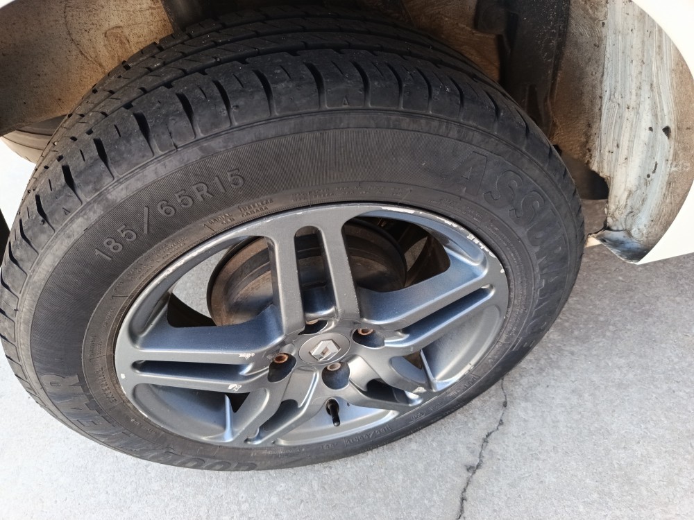 RENAULT SANDERO 1.6 EXPRESSION 8V FLEX 4P MANUAL