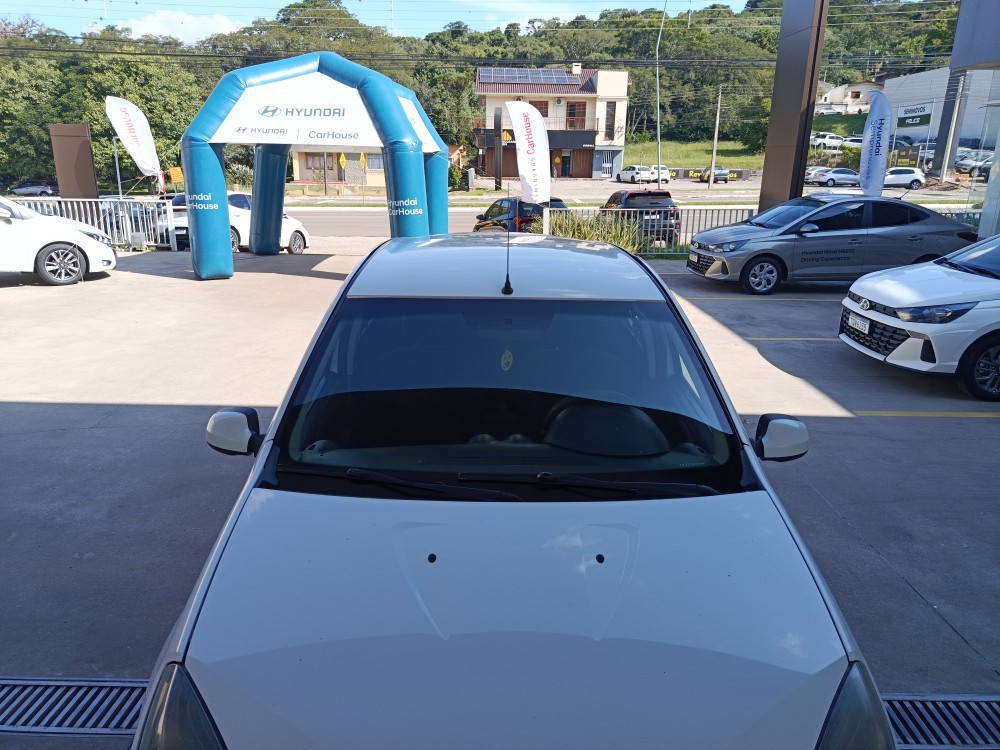 RENAULT SANDERO 1.6 EXPRESSION 8V FLEX 4P MANUAL