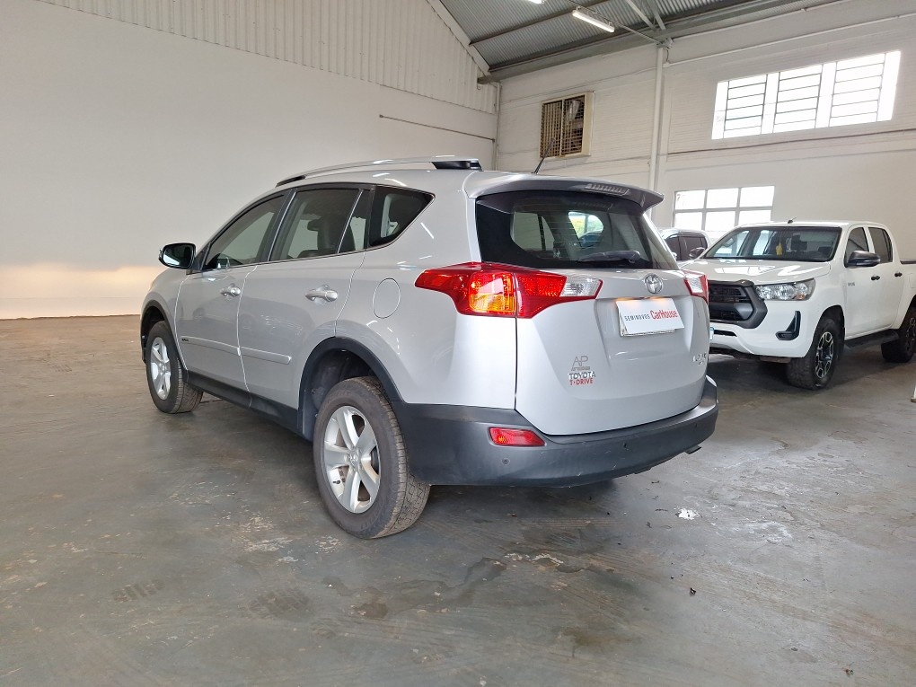 TOYOTA RAV4 2.0 4X4 16V GASOLINA 4P AUTOMATICO