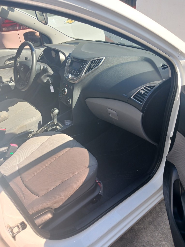 HYUNDAI HB20S 1.6 PREMIUM 16V FLEX 4P AUTOMATICO
