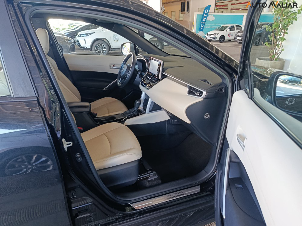 TOYOTA COROLLA CROSS 1.8 VVT-I HYBRID FLEX XRX CVT