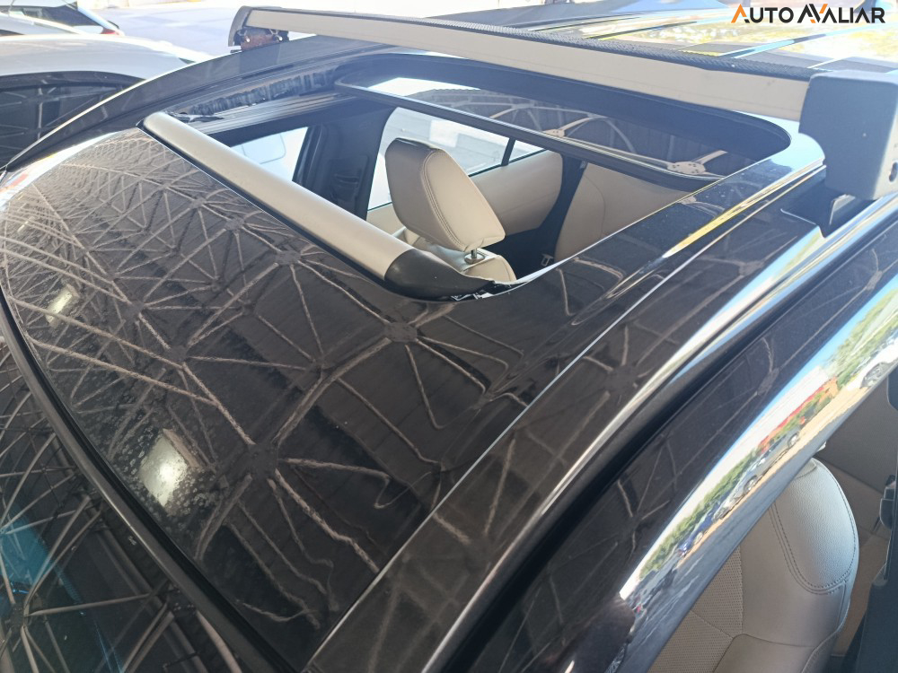 TOYOTA COROLLA CROSS 1.8 VVT-I HYBRID FLEX XRX CVT