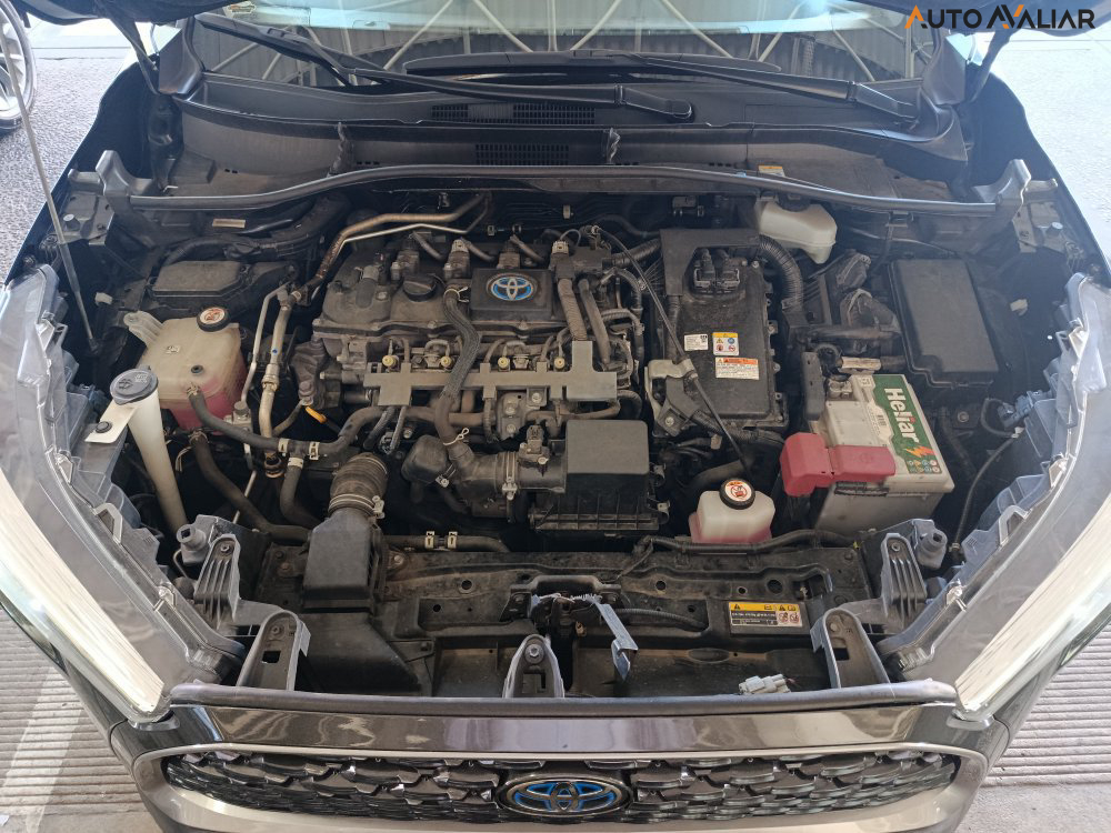 TOYOTA COROLLA CROSS 1.8 VVT-I HYBRID FLEX XRX CVT