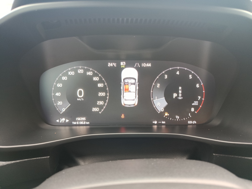 VOLVO XC40 2.0 T5 GASOLINA MOMENTUM AWD GEARTRONIC