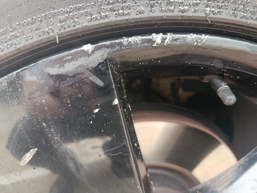 VOLVO XC40 2.0 T5 GASOLINA MOMENTUM AWD GEARTRONIC